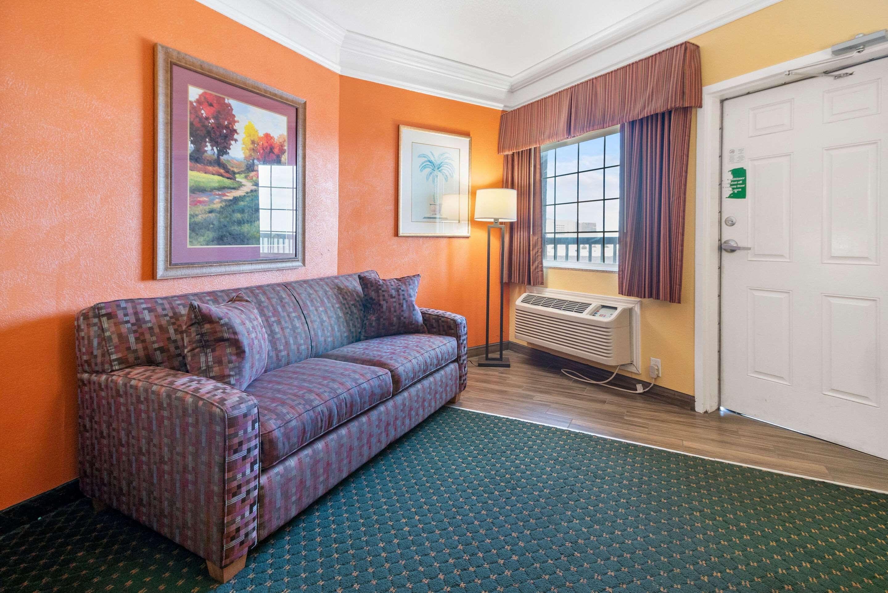 Quality Inn & Suites Galveston - Beachfront Ngoại thất bức ảnh