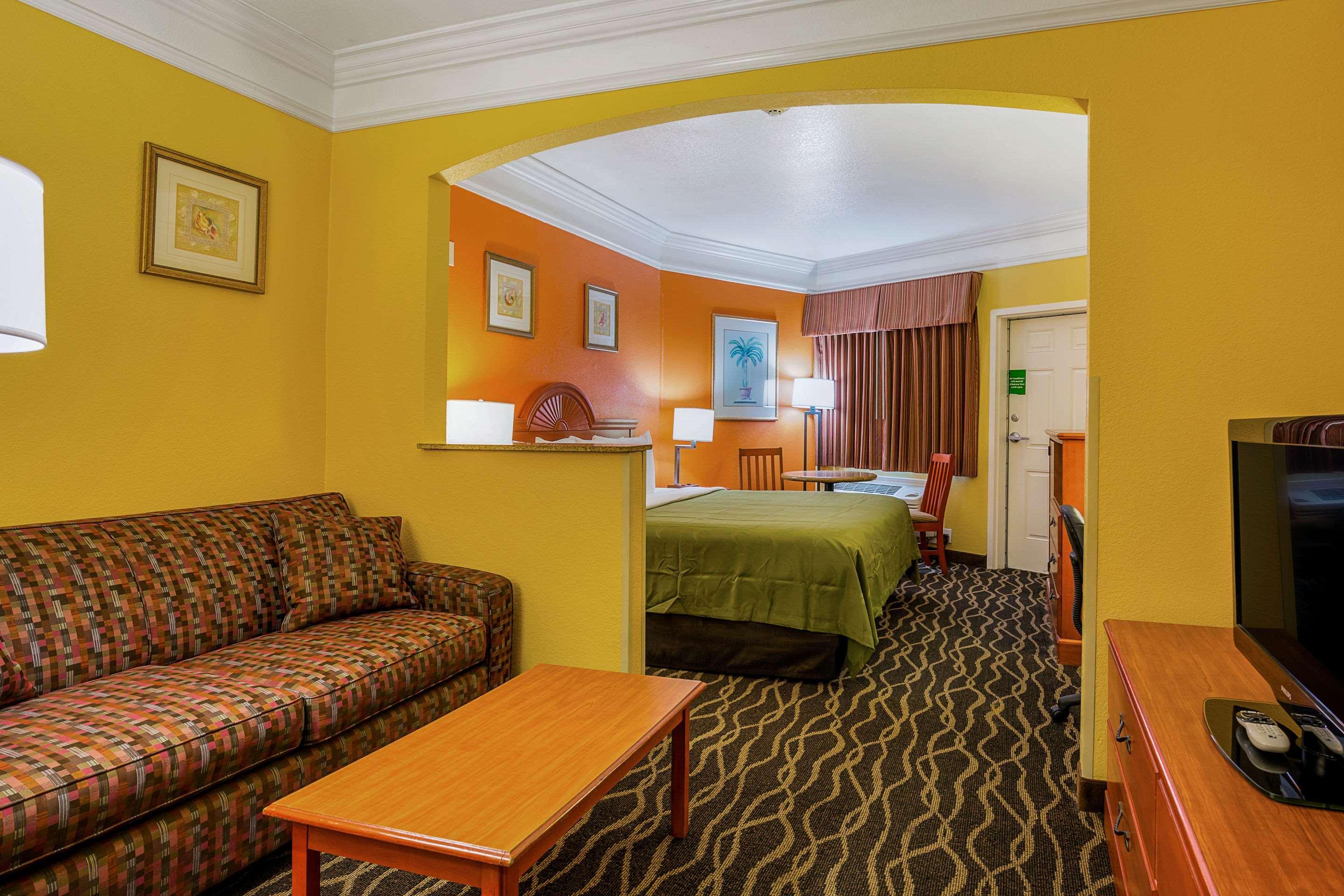 Quality Inn & Suites Galveston - Beachfront Ngoại thất bức ảnh