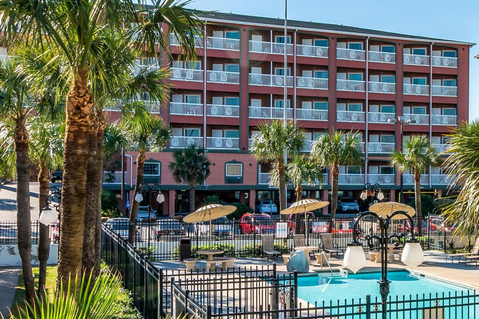 Quality Inn & Suites Galveston - Beachfront Ngoại thất bức ảnh