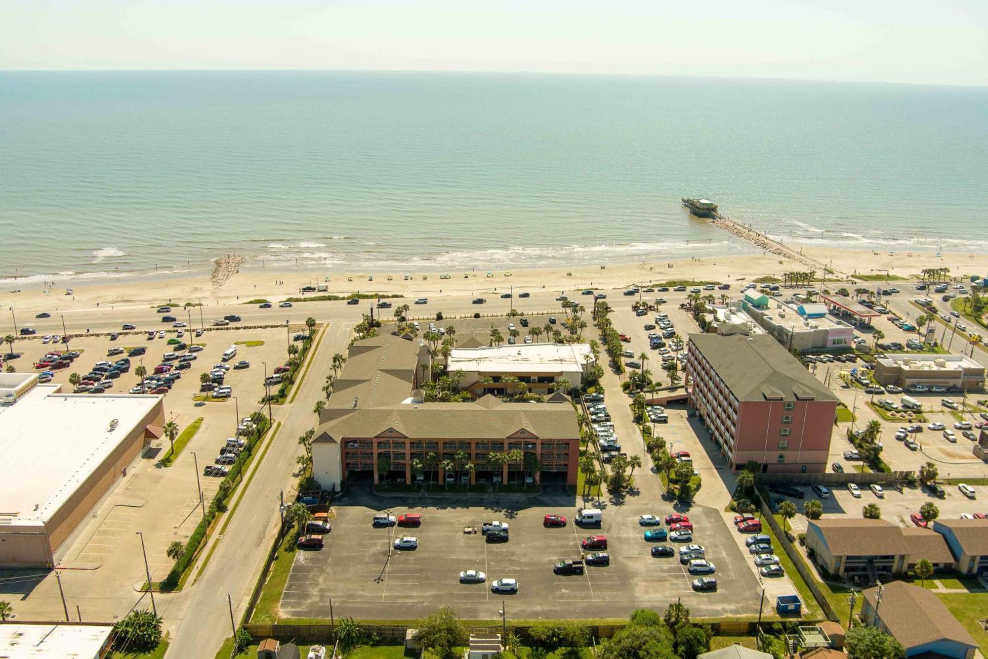 Quality Inn & Suites Galveston - Beachfront Ngoại thất bức ảnh